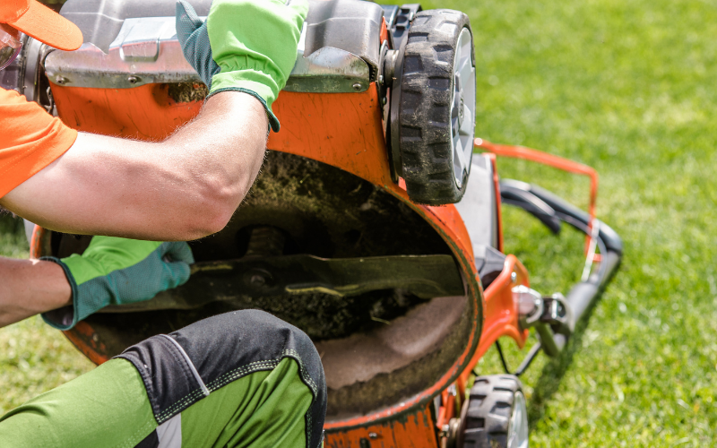 The easiest way to lift up your lawn mower
