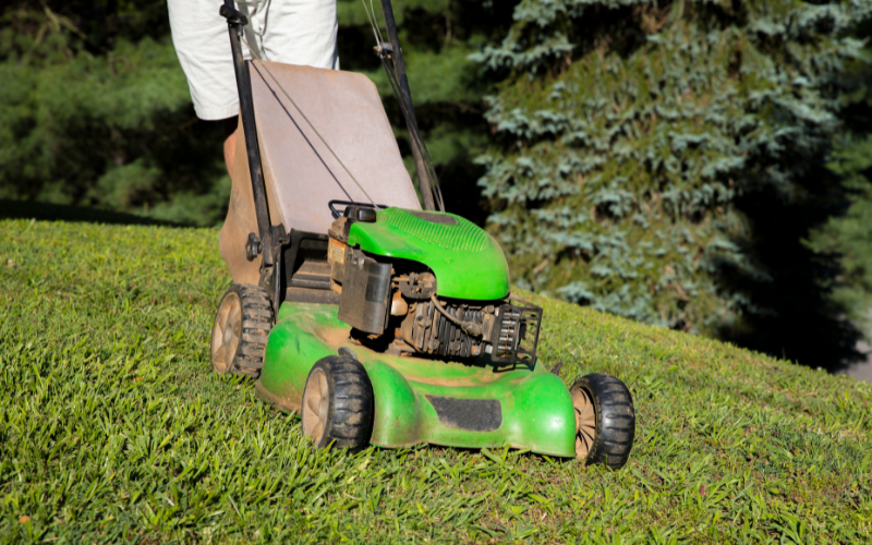 Self-Propelled Lawn Mowers are great for hills and inclines