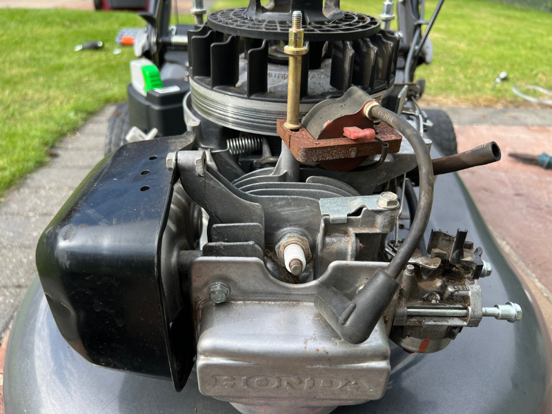 lawn mower engine problems