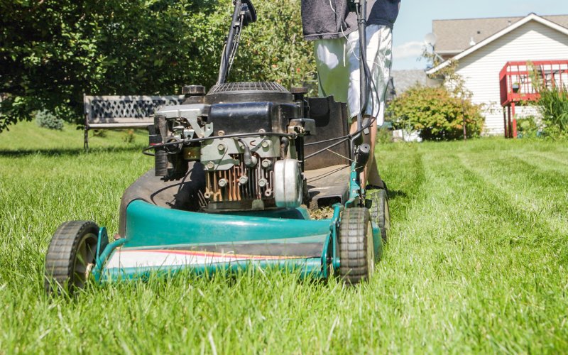 Lawn_Mower_Acts_Like_It_Is_Running_Out_of_Gas